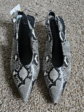 A New Day Black & White Snake-Print Pointed Slingback Mules